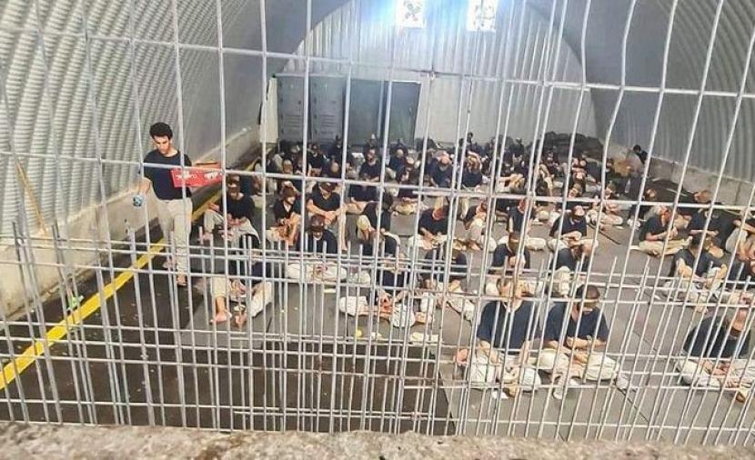 تقرير حقوقي: 9300 أسير فلسطيني في السجون الإسرائيلية وسط تصاعد الانتهاكات