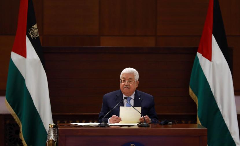 عباس يمدد فترة الترشح للانتخابات التشريعية إلى 18 يوماً