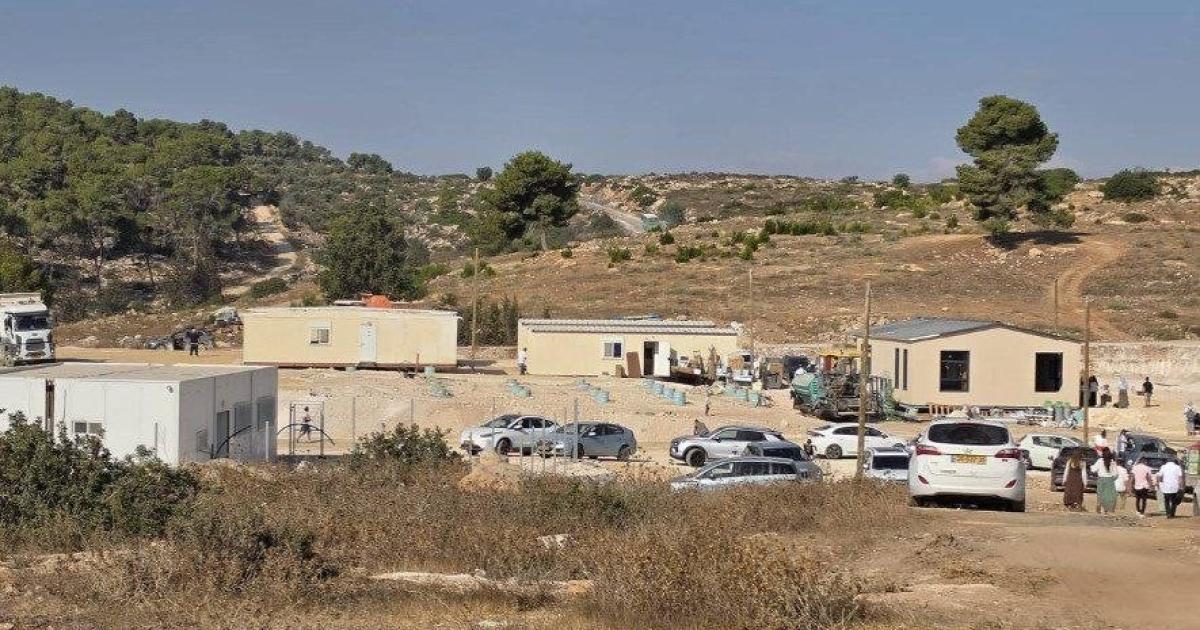 مستوطنون يبدأون العودة إلى مستوطنة «جانيم» المخلاة قرب جنين بمشاركة وزير في حكومة الاحتلال
