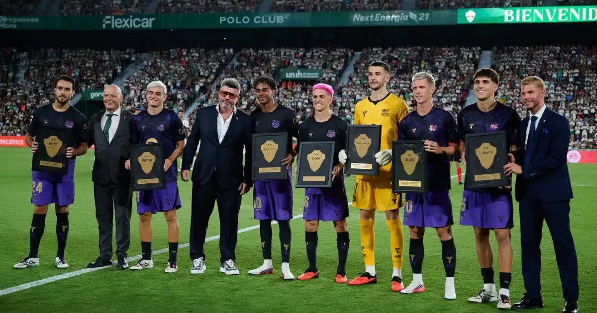 غياب حارس برشلونة عن الملاعب لأسابيع بسبب إصابة في الركبة