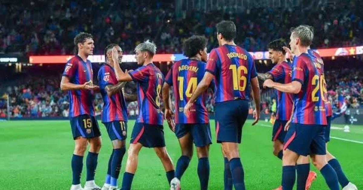 برشلونة يواجه خطر الاستبعاد الأوروبي لموسم كامل بسبب قضية نيجيريا