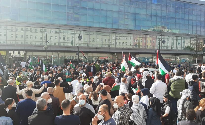 اعتقال متظاهرين في برلين.. مسيرة مؤيدة لفلسطين تنتهي بتدخل الشرطة