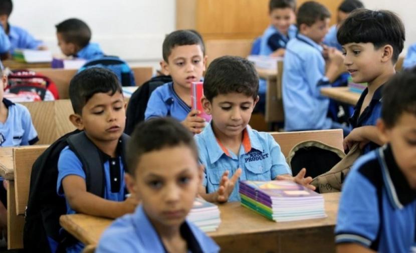 التعليم شمال غزة يفتتح مدرسة "عنقاء فلسطين" في جباليا
