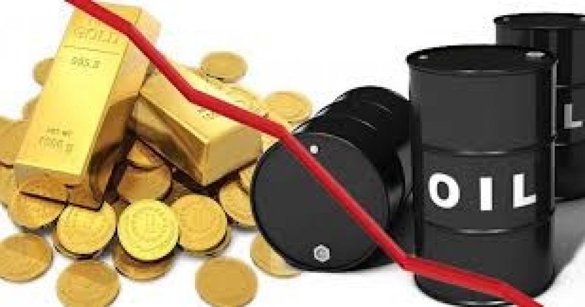 تراجع الذهب وارتفاع النفـط.. المستثمرون يترقبون «جاكسون هول»