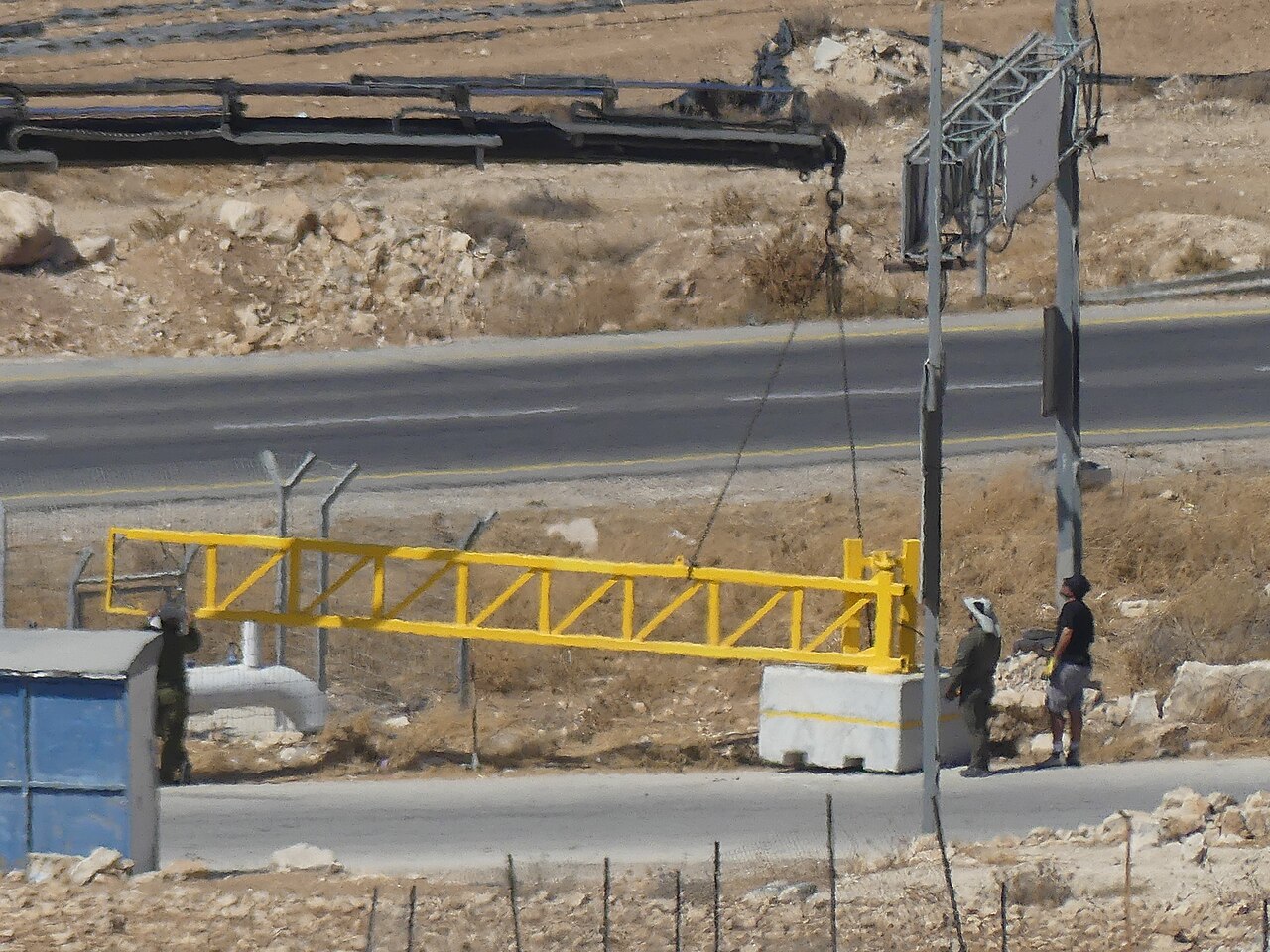 هيومن رايتس ووتش: 107 تجمعات فلسطينية أُفرغت تحت ضغط المستوطنين