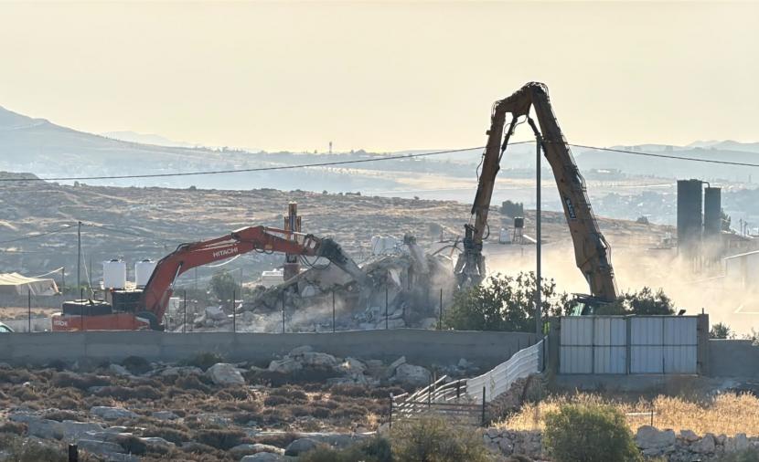 هدم منزل في المعصرة وإصابة فتى في بيت فجار.. اقتحامات متتابعة في محافظة بيت لحم