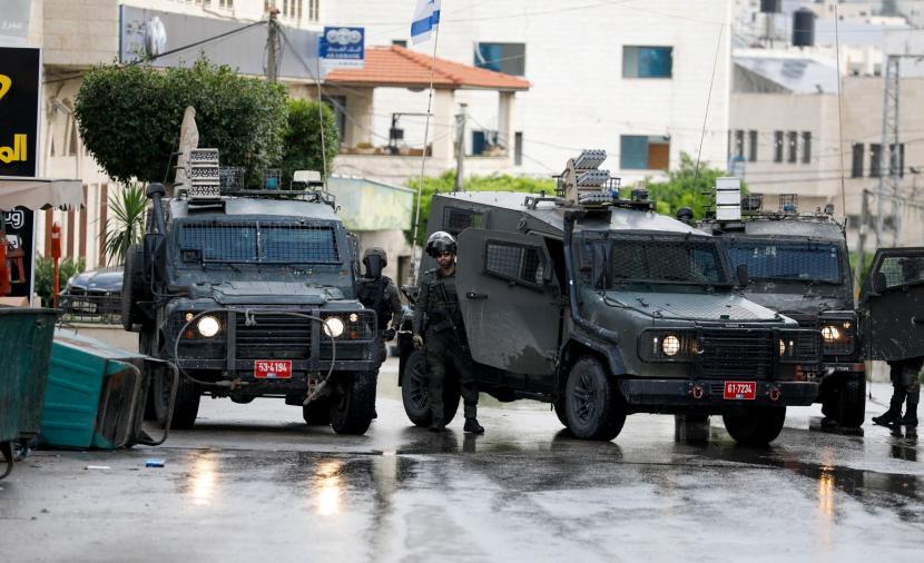 اعتقال صحفية في تقوع.. واحتلال يشدد السيطرة على الحركة في بيت لحم