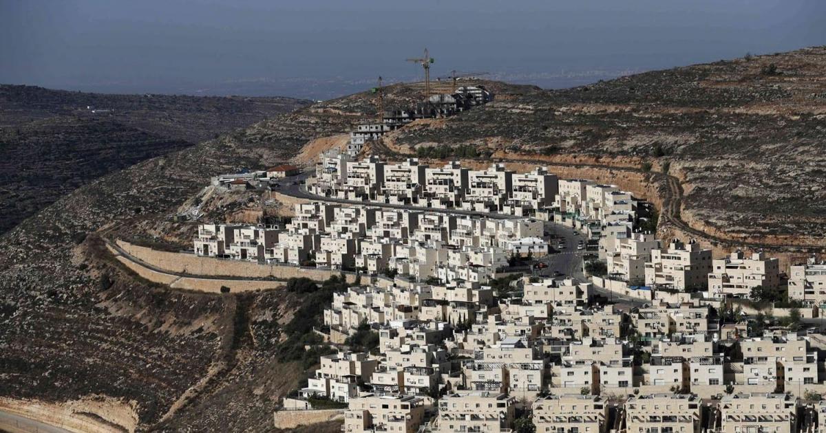 الاحتلال يصادق على مخططين لبناء 567 وحدة استيطانية في الخليل