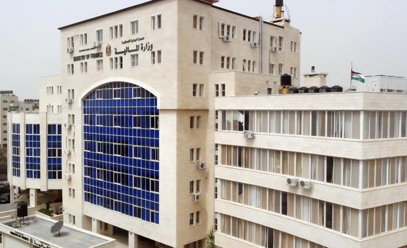 دراسة: تحول اقتراض السلطة من حل مؤقت إلى أداة تمويل رئيسية