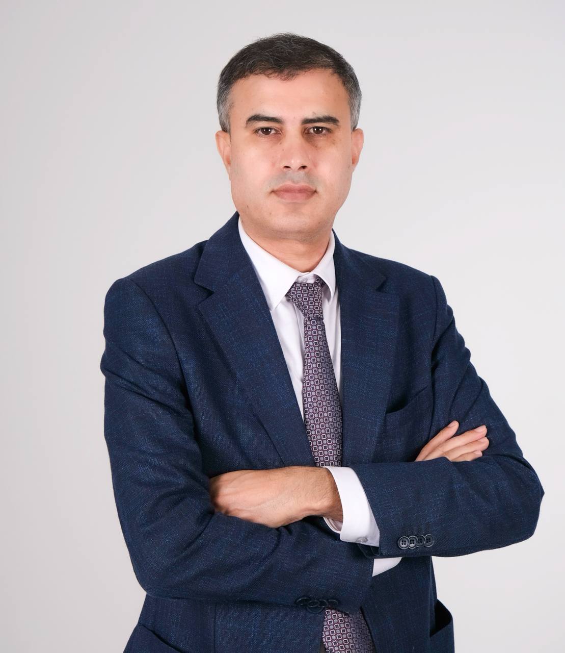 رامي عبده: الحديث عن تقارب حماس ودحلان كأنه تطور جديد يتجاهل سنوات من التعاون