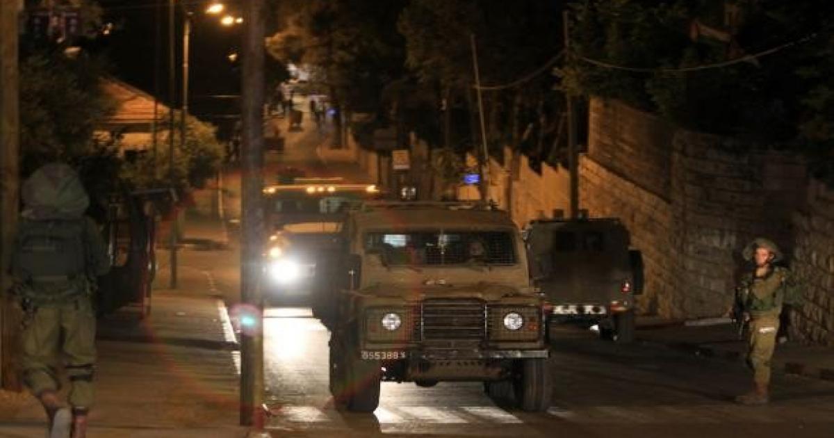 اشتباكات واعتداءات مستوطنين تضرب الضفة الغربية فجر الجمعة